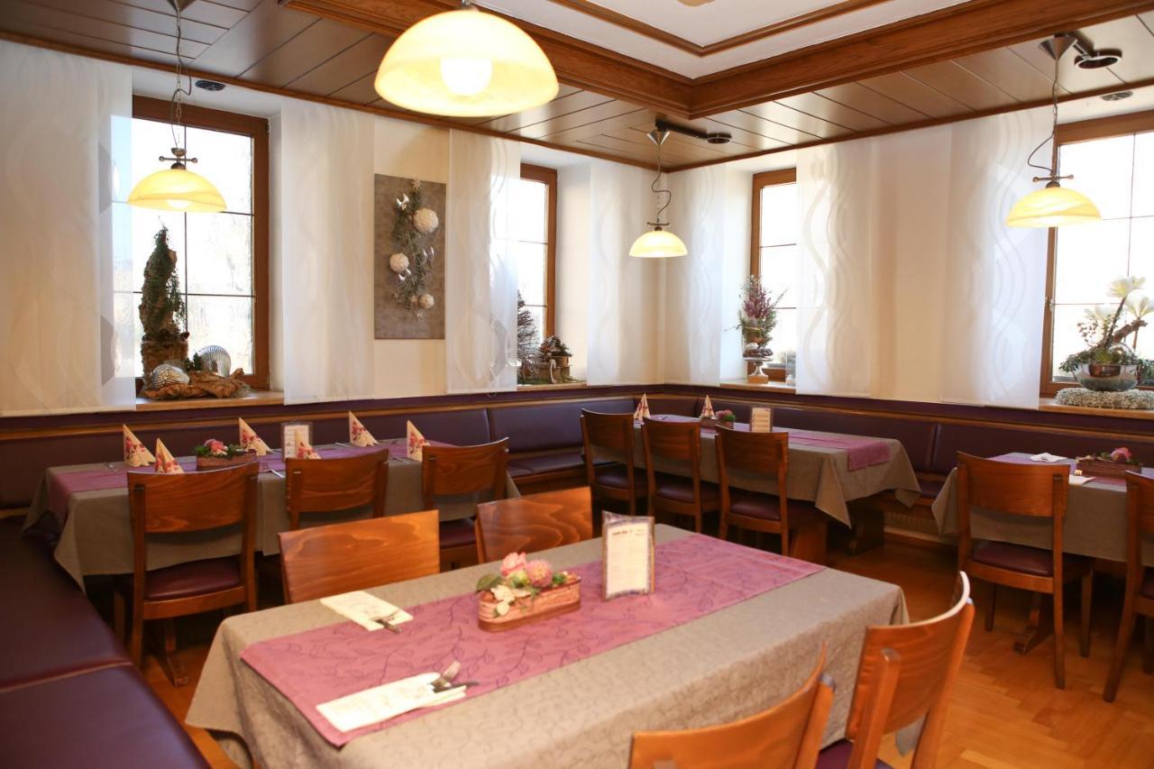 Gasthof Hotel Adler Inneringen Exteriér fotografie